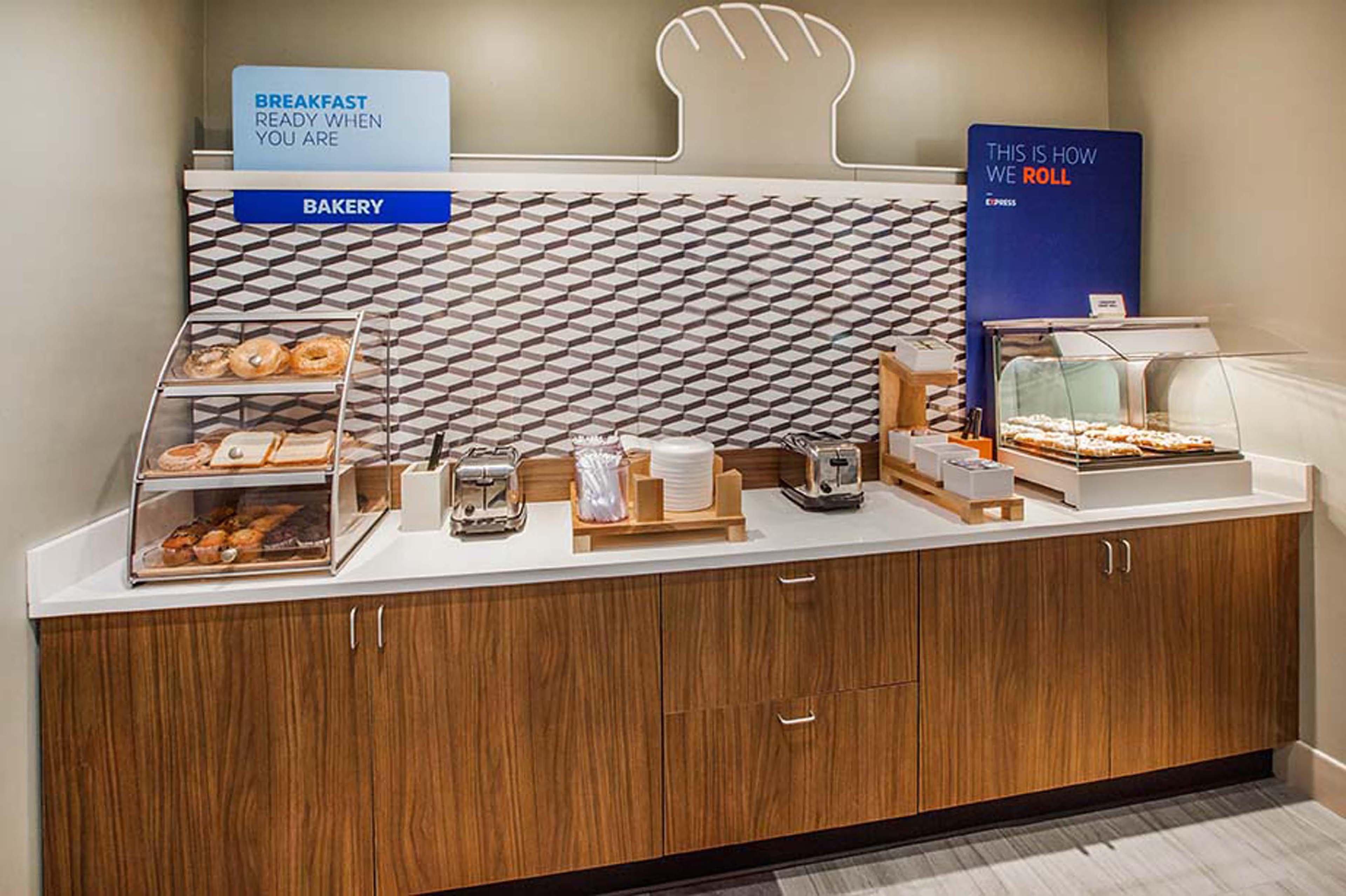 Holiday Inn Express Hotel & Suites Solana Beach-Del Mar By Ihg Bagian luar foto