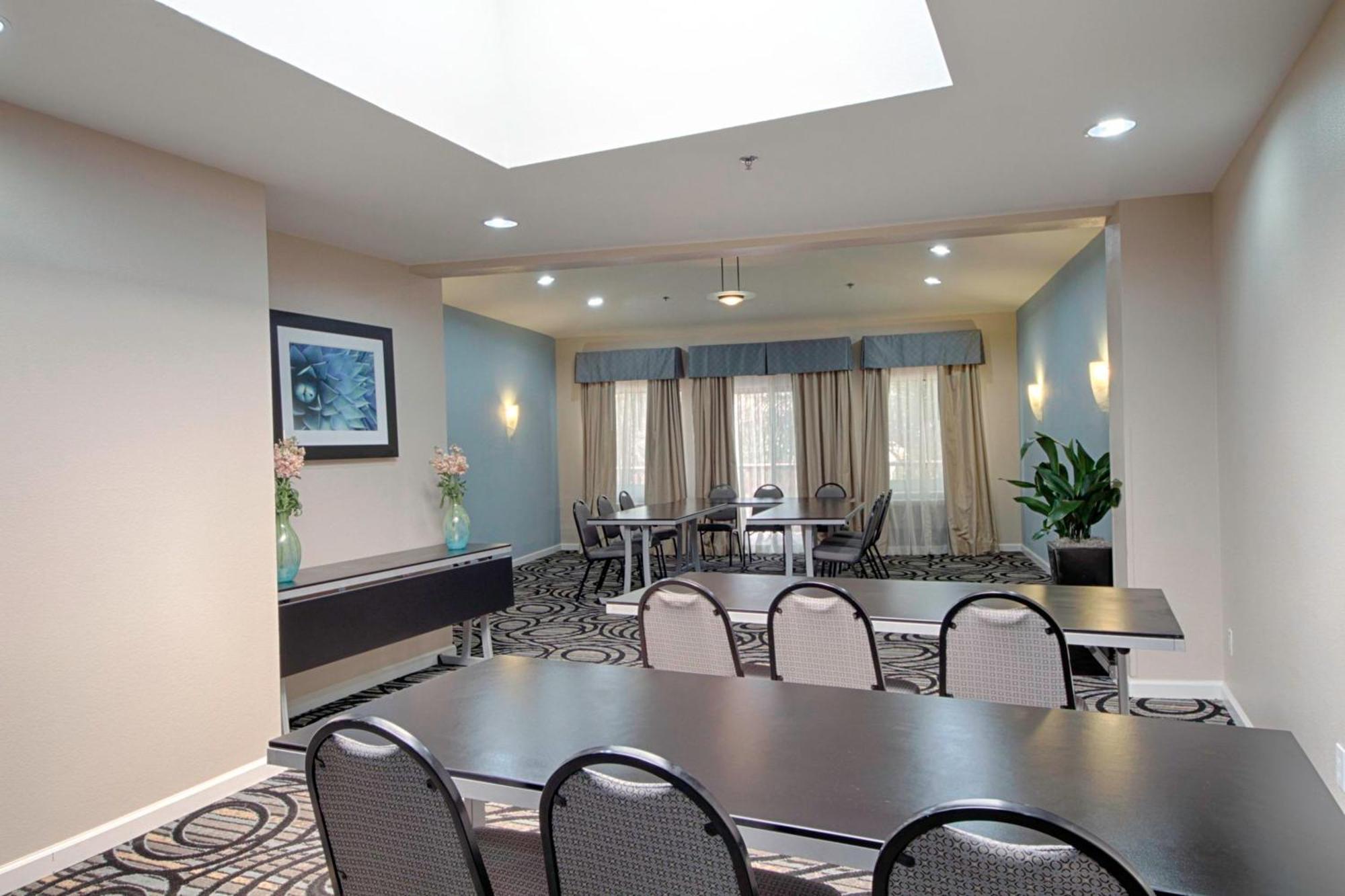 Holiday Inn Express Hotel & Suites Solana Beach-Del Mar By Ihg Bagian luar foto